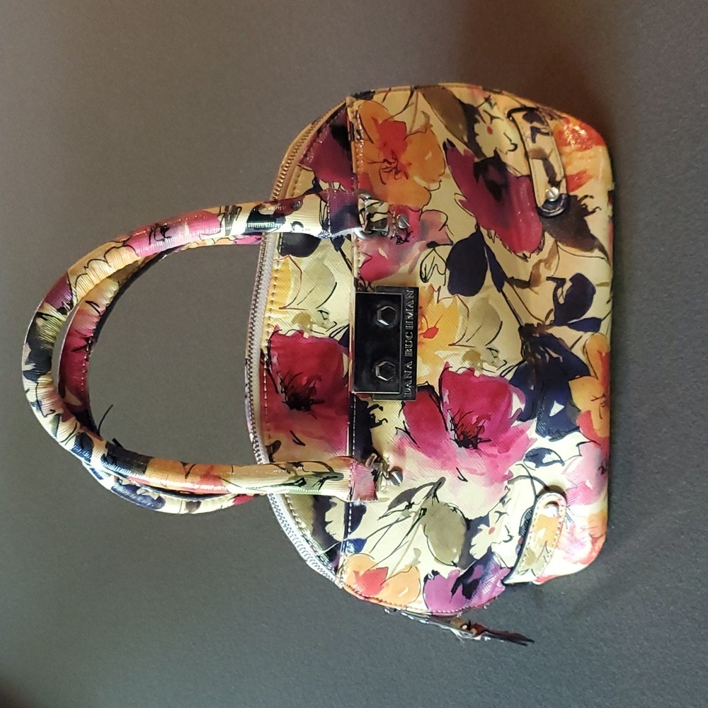 Dana Buchman Signature Purse